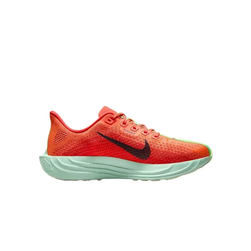 รองเท้าวิ่ง Nike Pegasus Plus  - Lightweight Road Running Shoes บทวิจารณ์และราคา