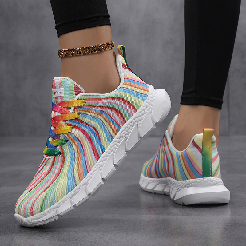 รองเท้าผ้าใบผู้หญิงลายทางสีรุ้ - Knit Fabric Lace Up Sneakers บทวิจารณ์และราคา